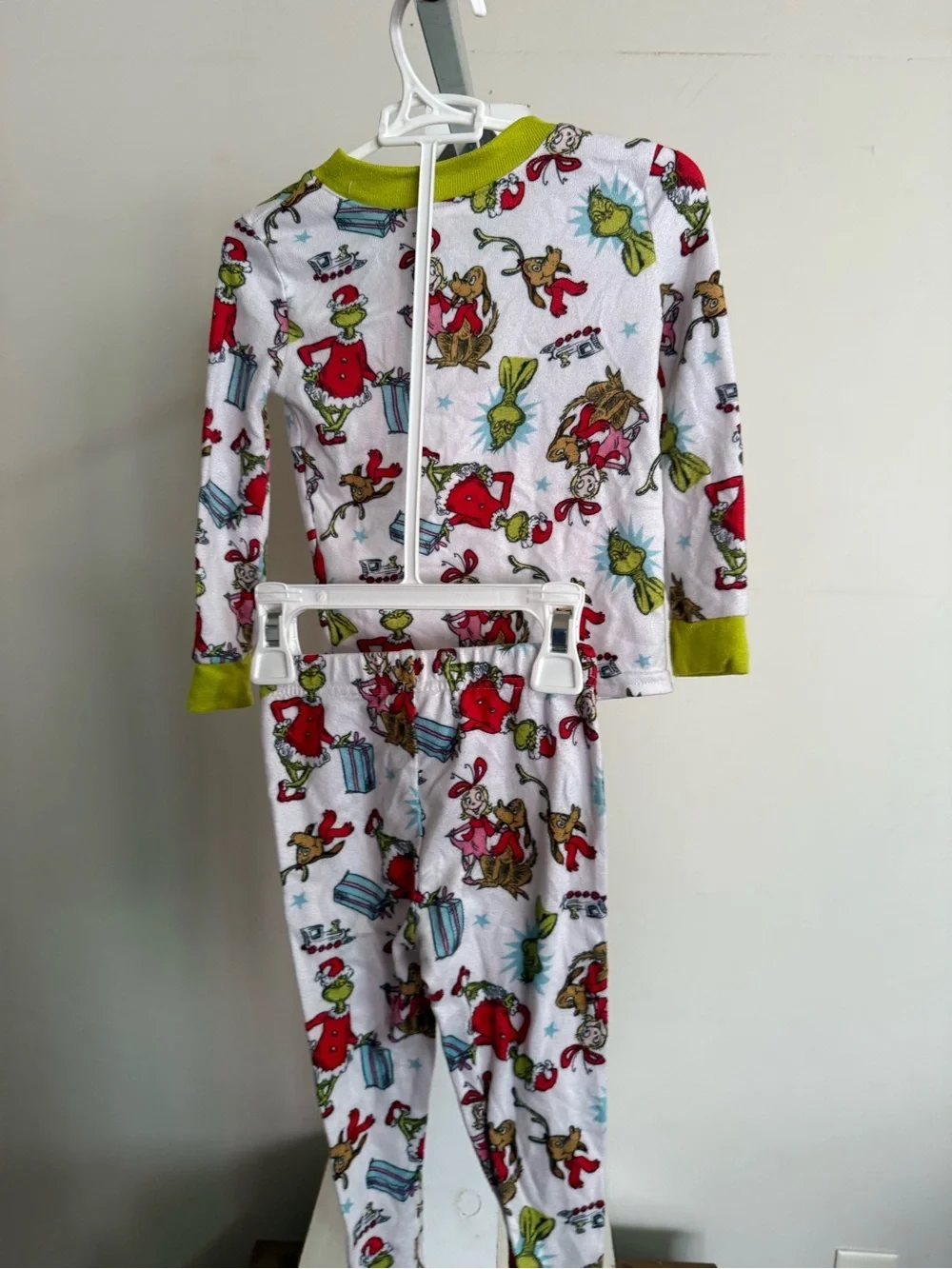 The Grinch Pajama Set